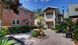 Heritage Oaks Carriagehouses