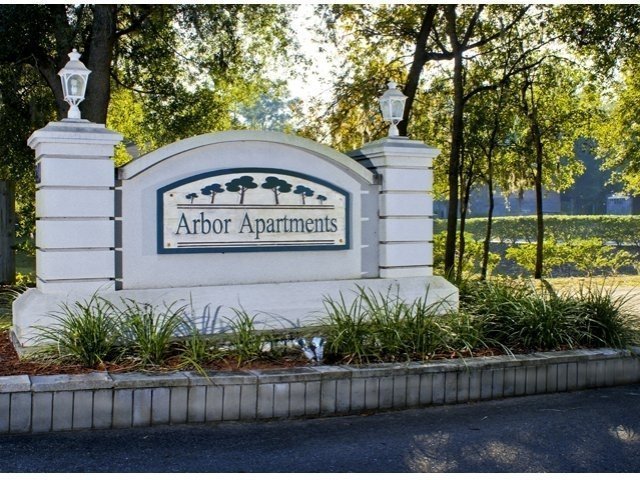 Arbor East Apartments