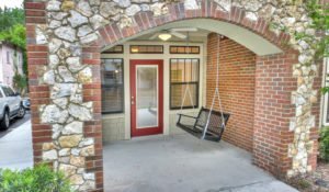 Camden Court Apartments