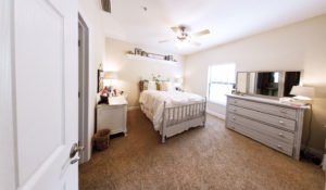 Stratford Court Apartments